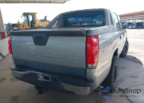 2004 Chevrolet Avalanche 1500 from USA, damaged, VIN 3GNEC12T74G302419